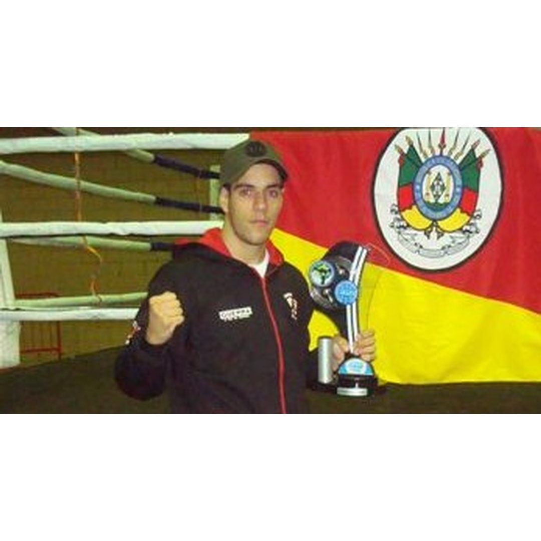 Wellington Uega Brasileiro de Kickboxe- 